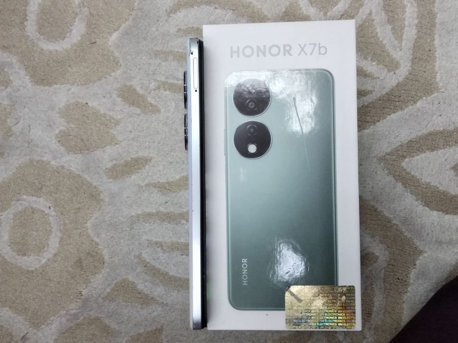 Honor x7b 8+8 / 128