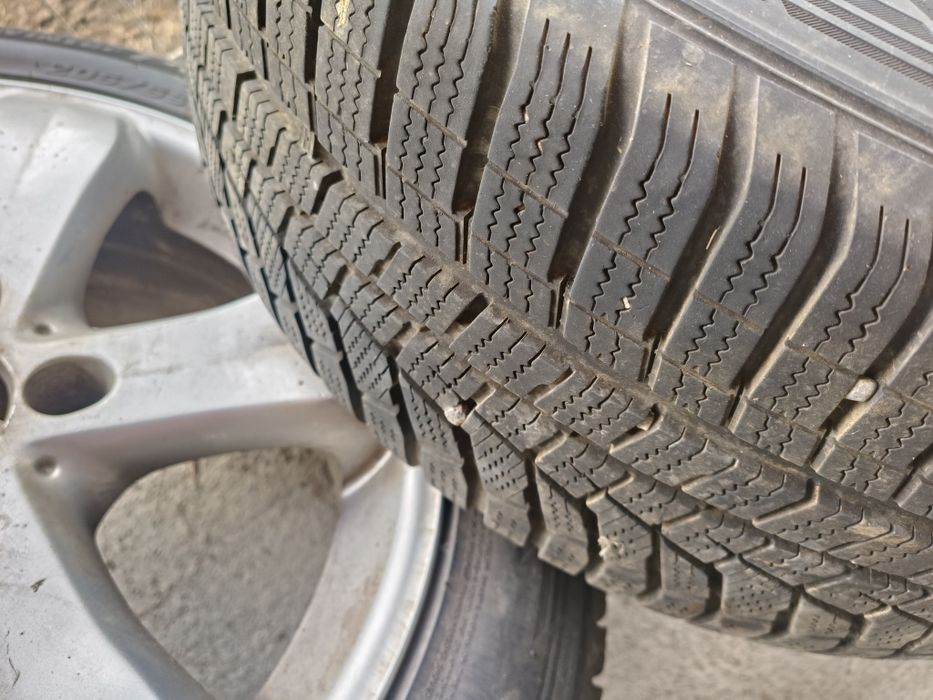 Jante Mercedes 5x112 cu cauciucuri de iarna 205/55/16