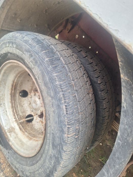 Vând camioneta iveco