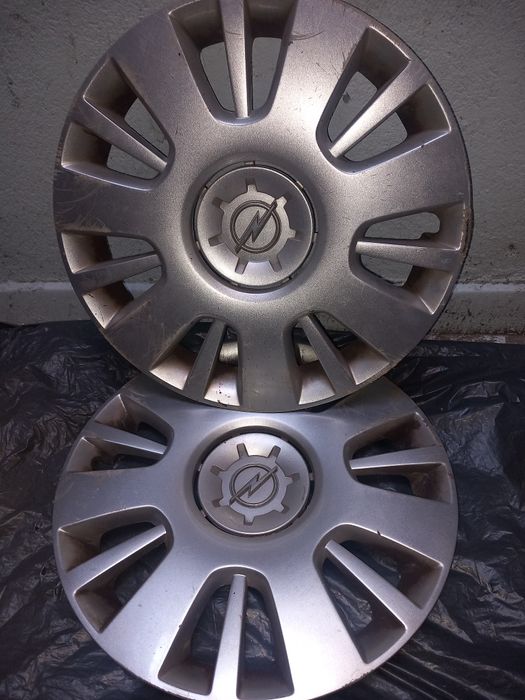 Capac  Opel original pe 16