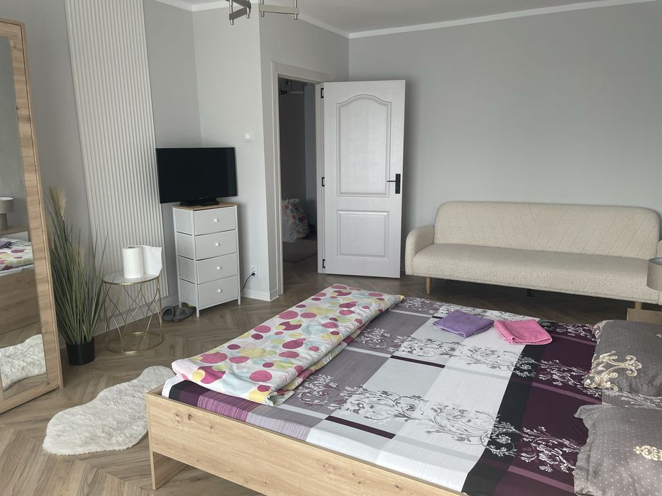 13 septembrie /Panduri spital / liberty mall jumboo