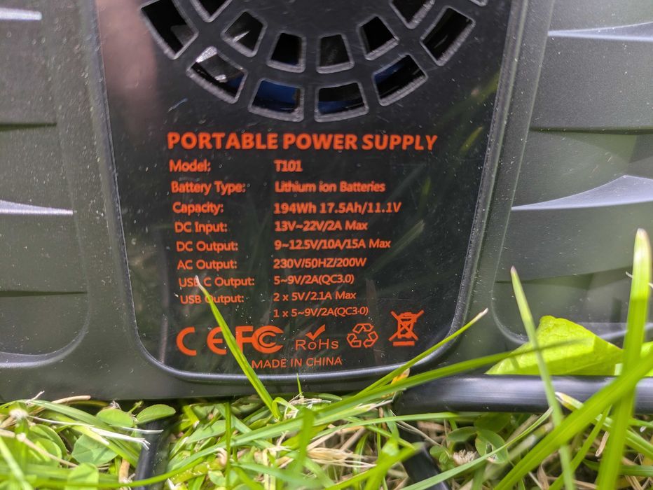 Преносима соларна система