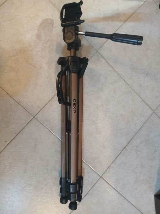 Статив / Трипод за фотоапарат/камера Fomei W-351