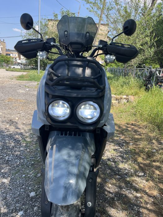 Продаю скутер танк