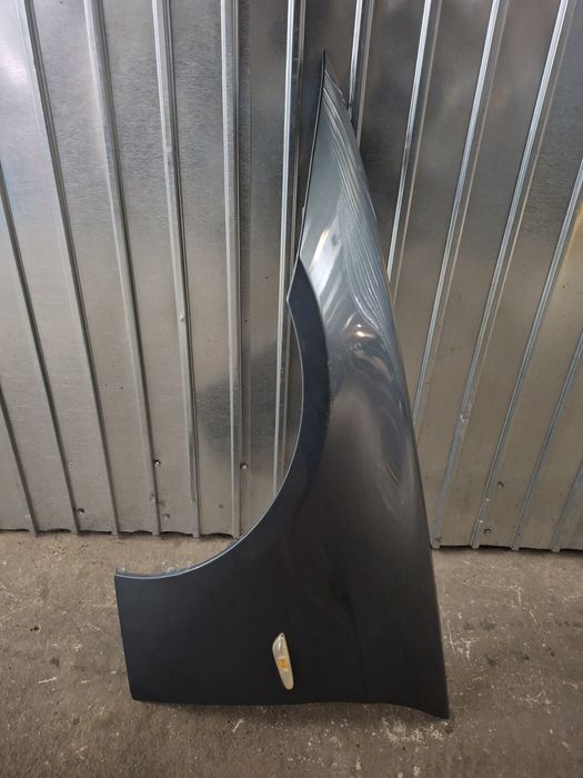 Aripa stanga fata BMW E90 E91