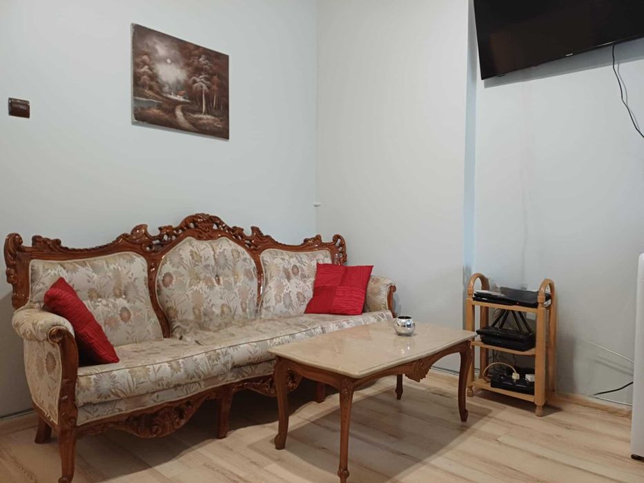 Дава се под наем Двустаен апартамент в Пловдив, Център - 75 кв.м за 400 € - Снимка #14
