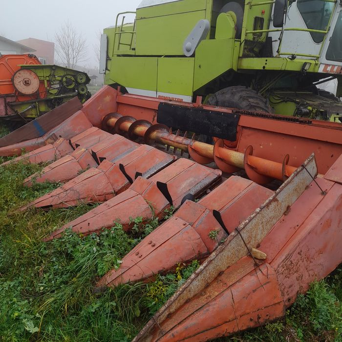 Vând tractor lamborghini r480  și masă porumb 6 rânduri