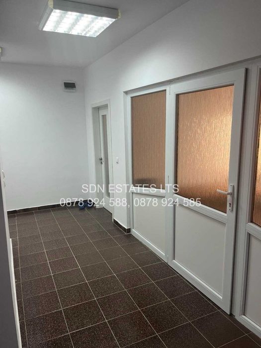 Продава се Магазин в Казанлък - 70 кв.м за 642 €/кв.м - Снимка #1