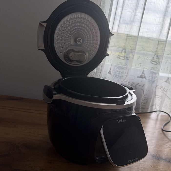 Multicooker inteligent cu gatire sub presiune Tefal Cook4me Touch CY912831, 1600W, capacitate vas antiaderent 6L, 13 programe,Wi-Fi, ecran tactil LCD,