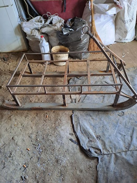 Сани для снегохода