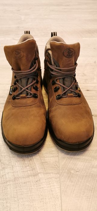Vând bocanci protectie Trekker S3 SRC A169 Bicap