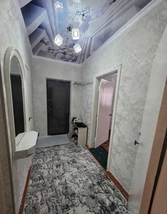 3хонали квартира сотилади янги бозор ёнидан