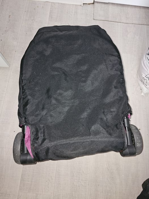 Коляска в хорошем состоянии