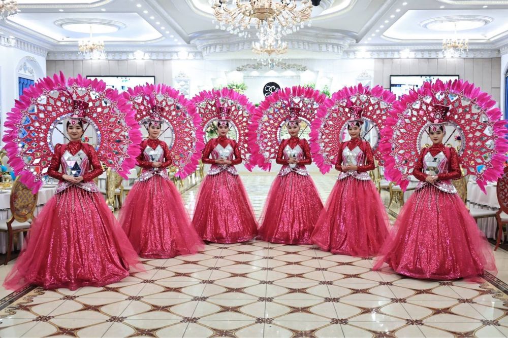 Карнавал костюм сатылады