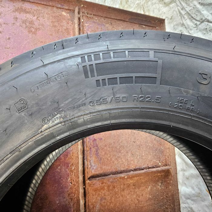 2 Нови предни гуми 355/50R22.5 Pirelli RO2 ProFuel Steer 156L DOT2025
