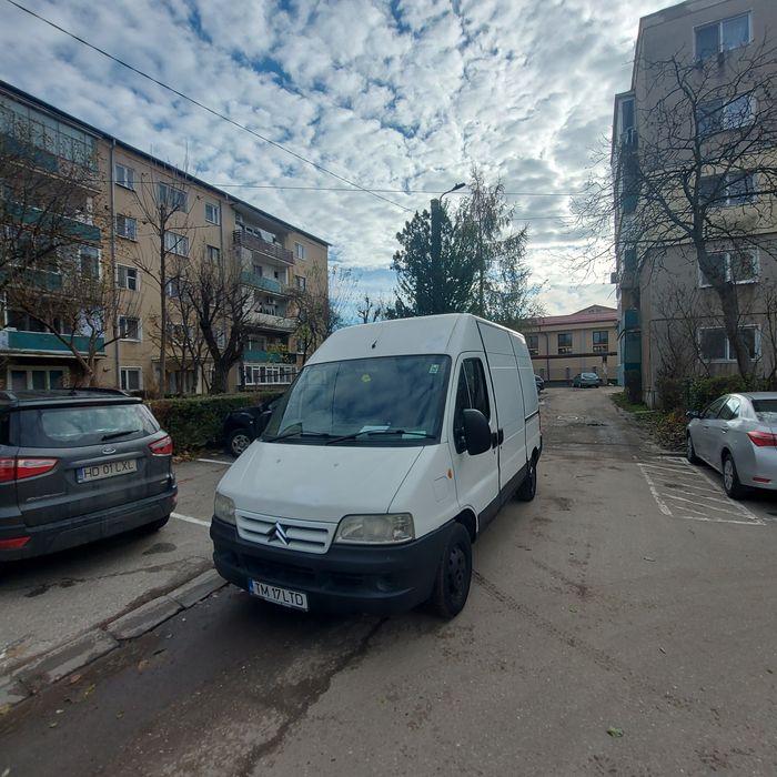 Transport persoane intern și internațional la preturi avantajoase