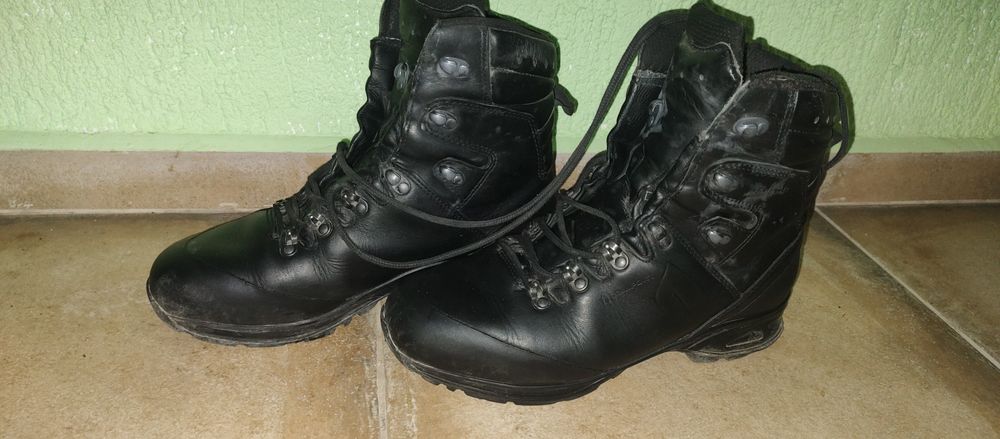 Зимни тактически кубинки боти haix commander gtx 45 29.0 см
Тактически