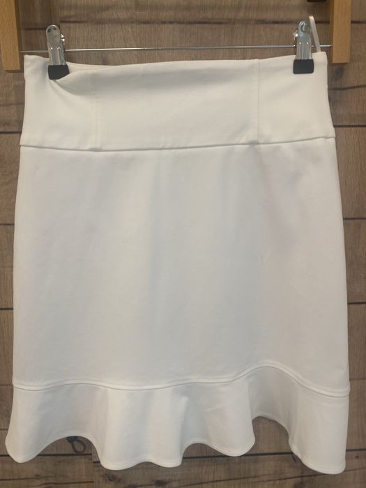 Бяла пола Pinko