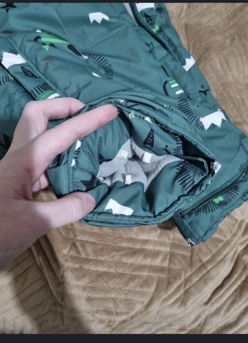 Продам зимний комбинезон трансформер 62-68