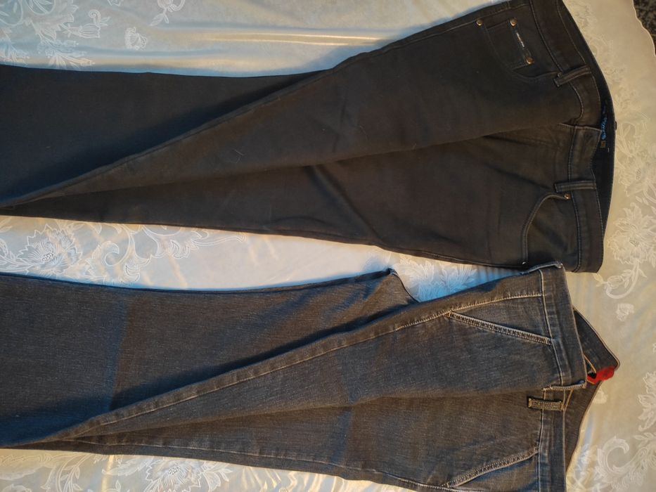 Продам джинсы ц 5000 тенге