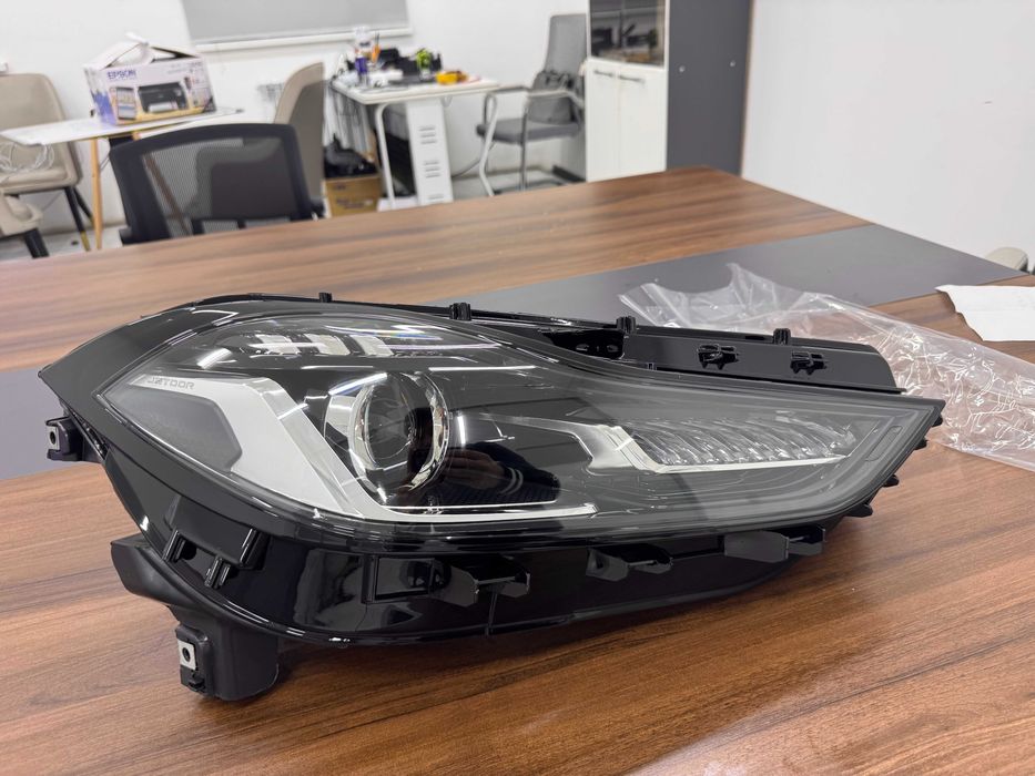 Jetour X70 PLUS Фара правая LED