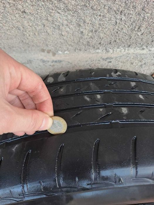 Bridgestone Nextry 215/60 R16 95H