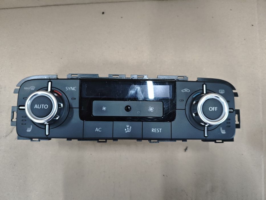 Управление за климатик за VW Touareg 7P. 7P6 907 040 BK