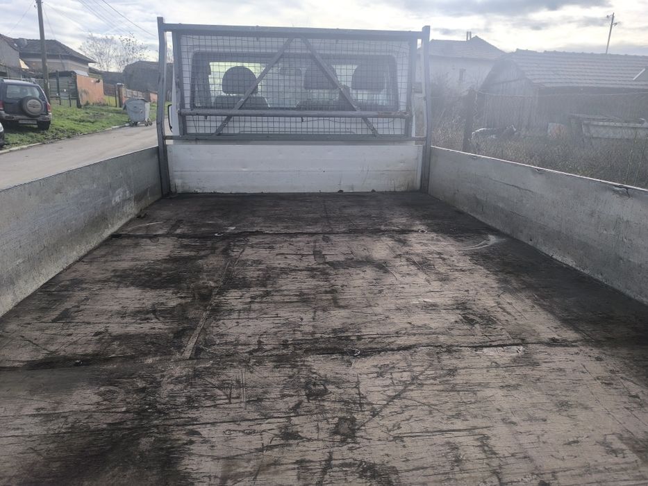 Продавам Каросерия