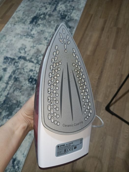 Продам утюг витек