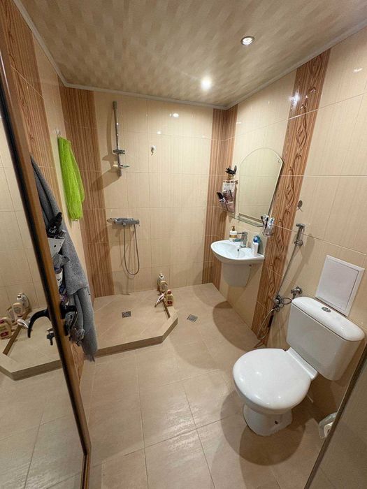 Продава се Тристаен апартамент в Стара Загора, Център - 122 кв.м за 1169 €/кв.м - Снимка #13