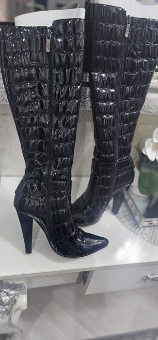 Лаковые сапоги 35