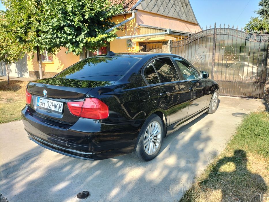 Bmw e90 lci, 2010 1600cm3