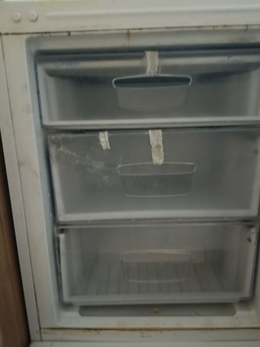 Продаю холодильник Самсунг