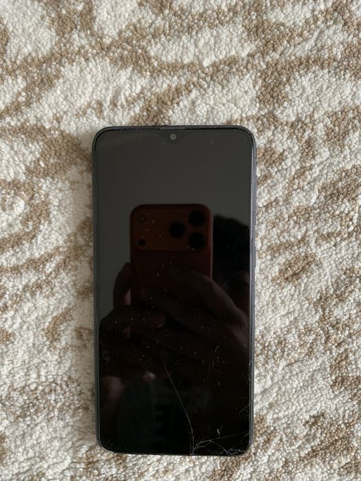 Телефон Samsung A10