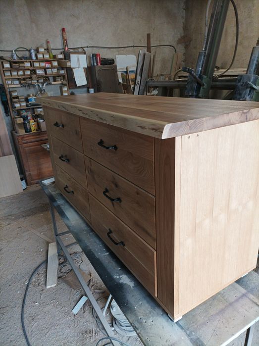 Масивен дъбов скрин