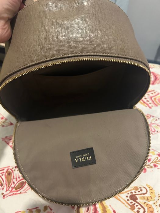 Дамска раница Furla