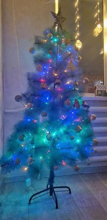 Продам Ёлку Отличного качества