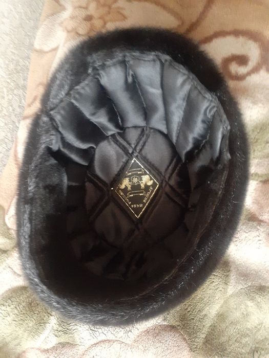 Продам шапку норковую