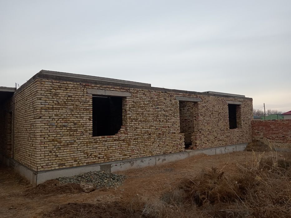 ХАНТОРЕ  бетте шала питкен жай сатылады