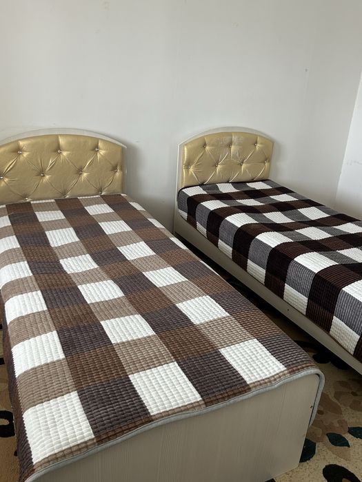 продаются кровати