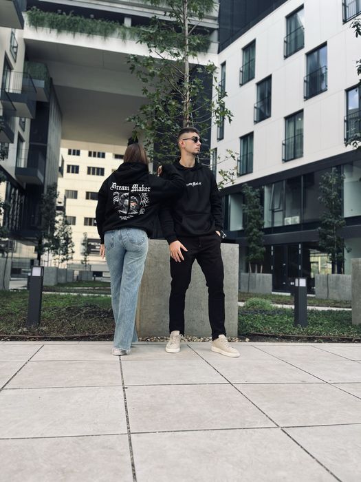 Бели и черни худита/ hoodies / случиери/ jacket / дрехи / clothes