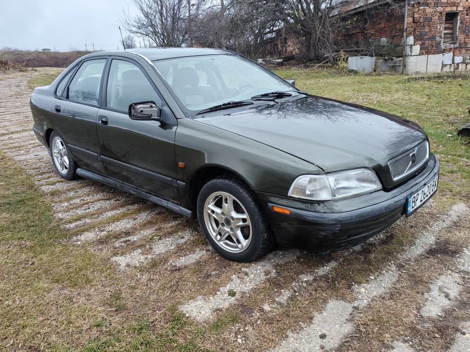 Волво с40, бензин / метан