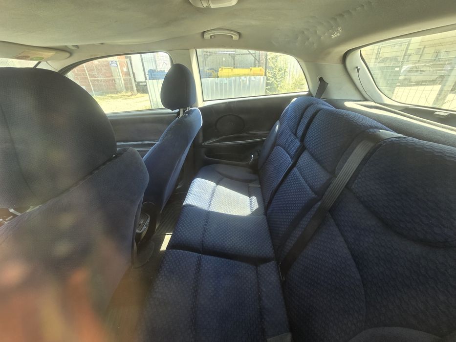 Fiat Stilo an 2004, 1.2 16v motor defect si rugina la praguri