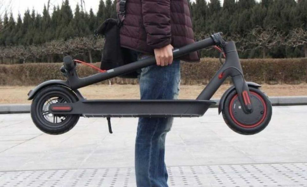 Продам Самокат Xiaomi PRO