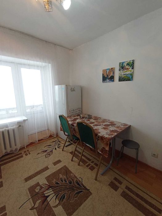 Продам 1 комн. квартиру в Уральске