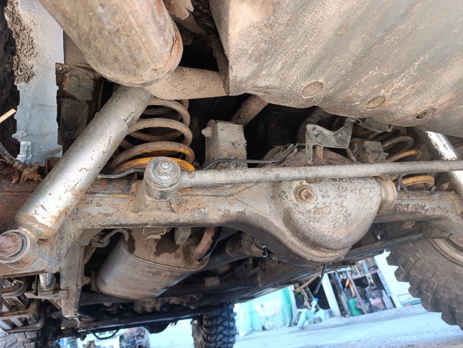 Продавам Нисан Патрол Y61 2.8d на части