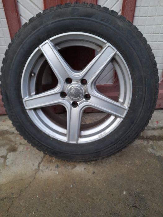 Genti de aluminiu cu gume de iarnă  215/65/17
