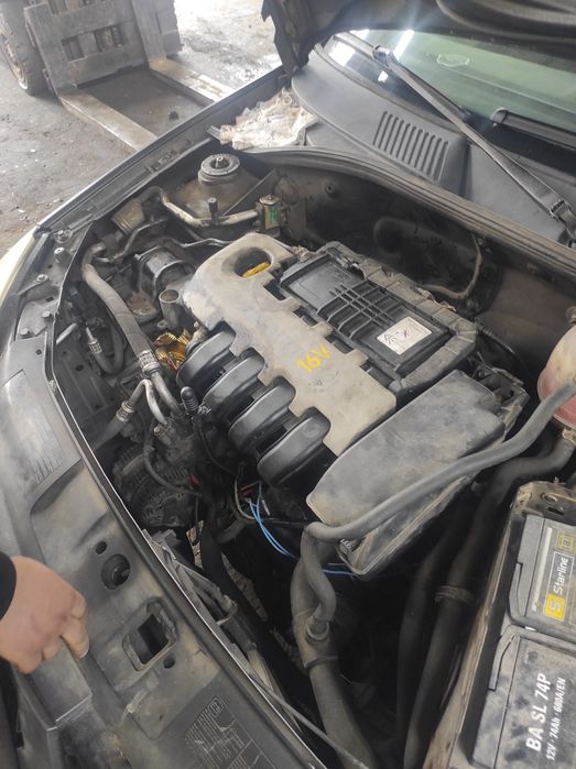 Рено Клио 1.2 бензин на части