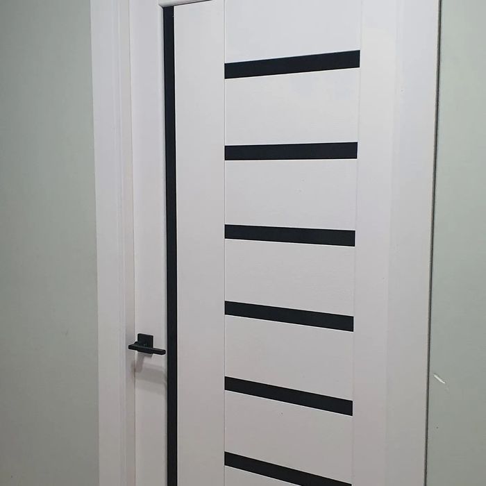 Установка межкомнатных дереи