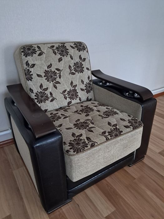 Продам раскладное креслос